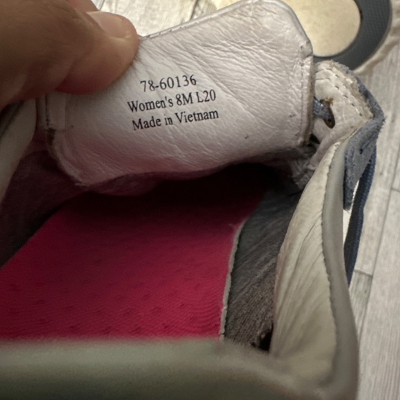 Johnston and murphy women’s gray iradecent lace up fashion sneakers size… - Picture 7 of 7